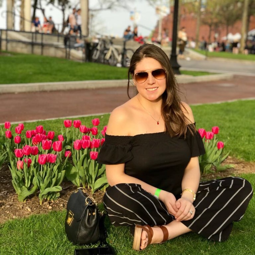 Meet your Posher, Fernanda